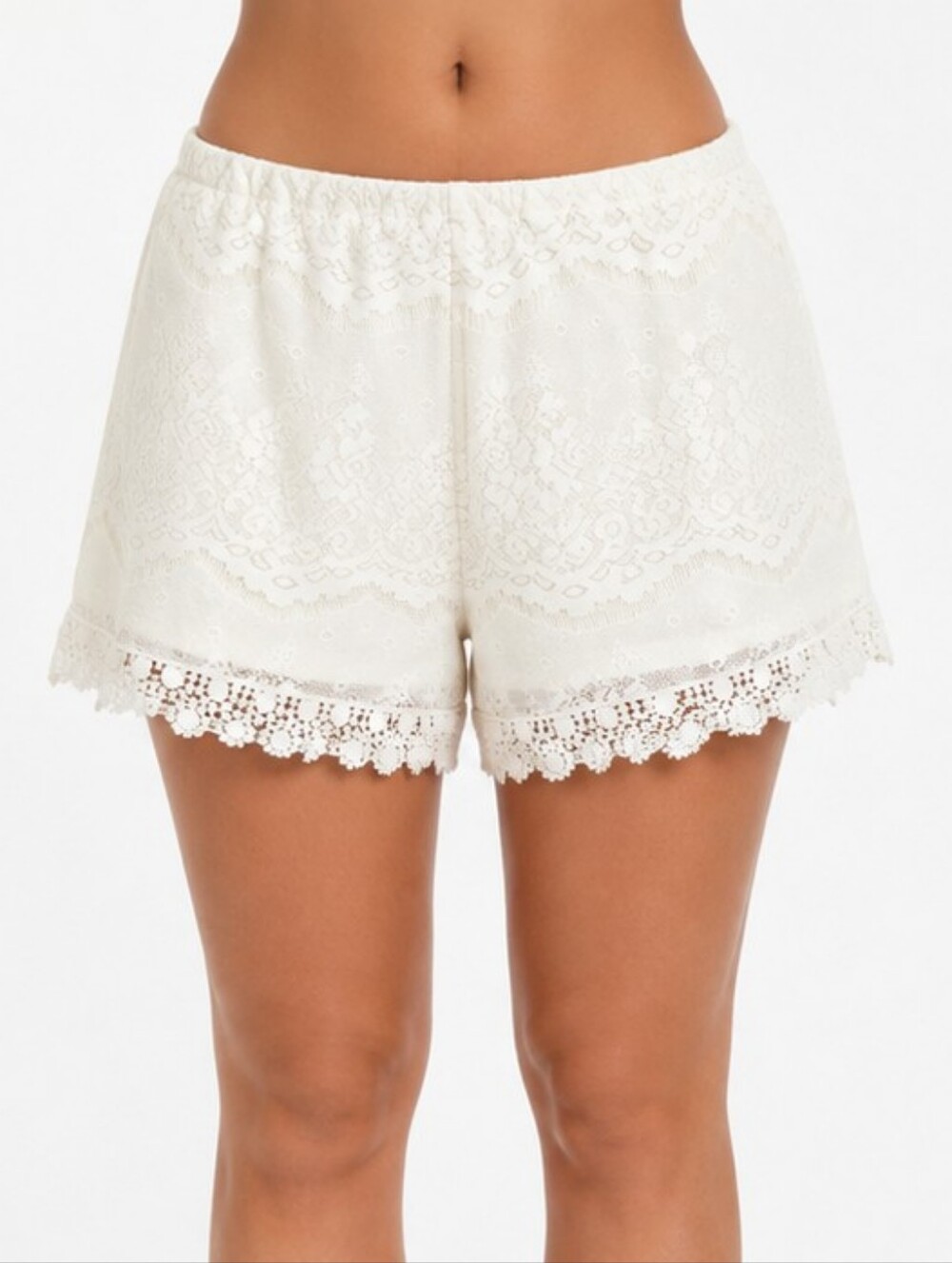 Boho Lace cream shorts size Small